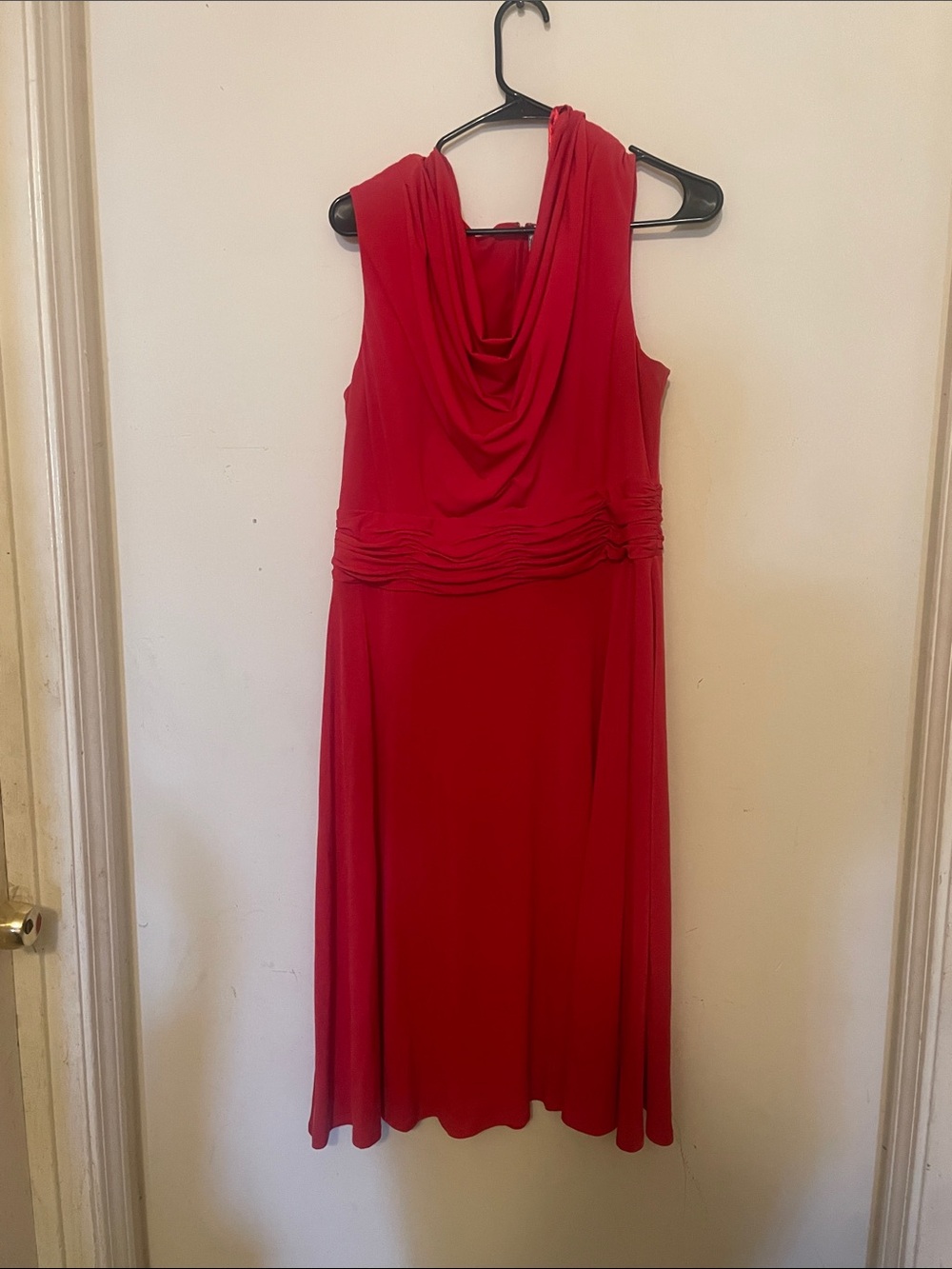 Jessica Howard Red Sleeveless Cowl Midi Dress